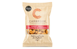 Cambrook - Sweet Chilli Peanuts & Cashews - 24x45g